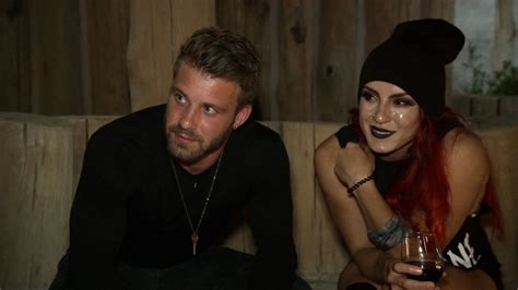 is paulie and cara maria still together|‘The Challenge’ Stars Cara Maria Sorbello & Paulie。